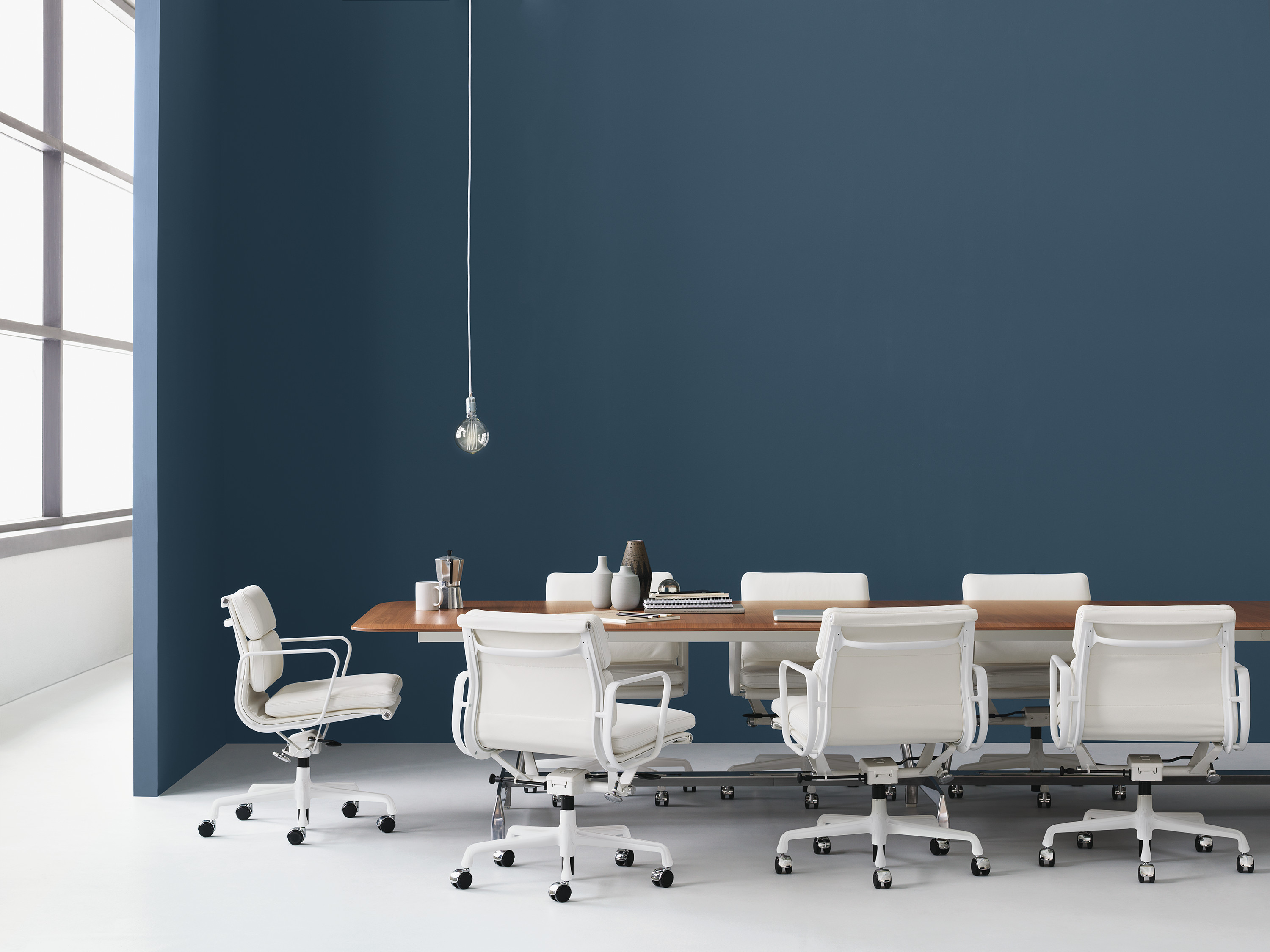 办公椅|布面职员椅|办公家具|华体会体育官方在线官网家具|伊姆斯软包中班椅